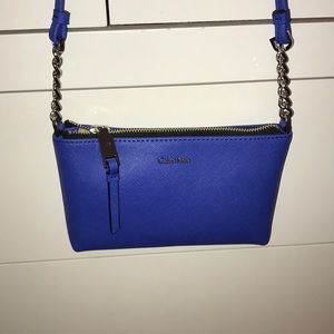 Calvin Klein Cross-Body!